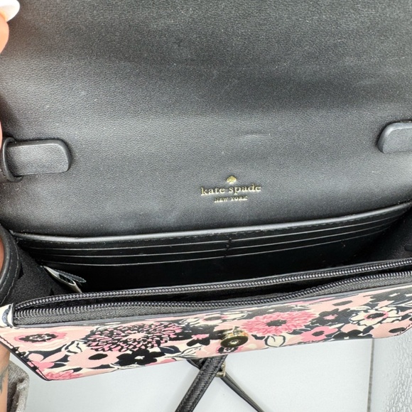 EUC Kate Spade Floral Crossbody - Picture 3 of 5